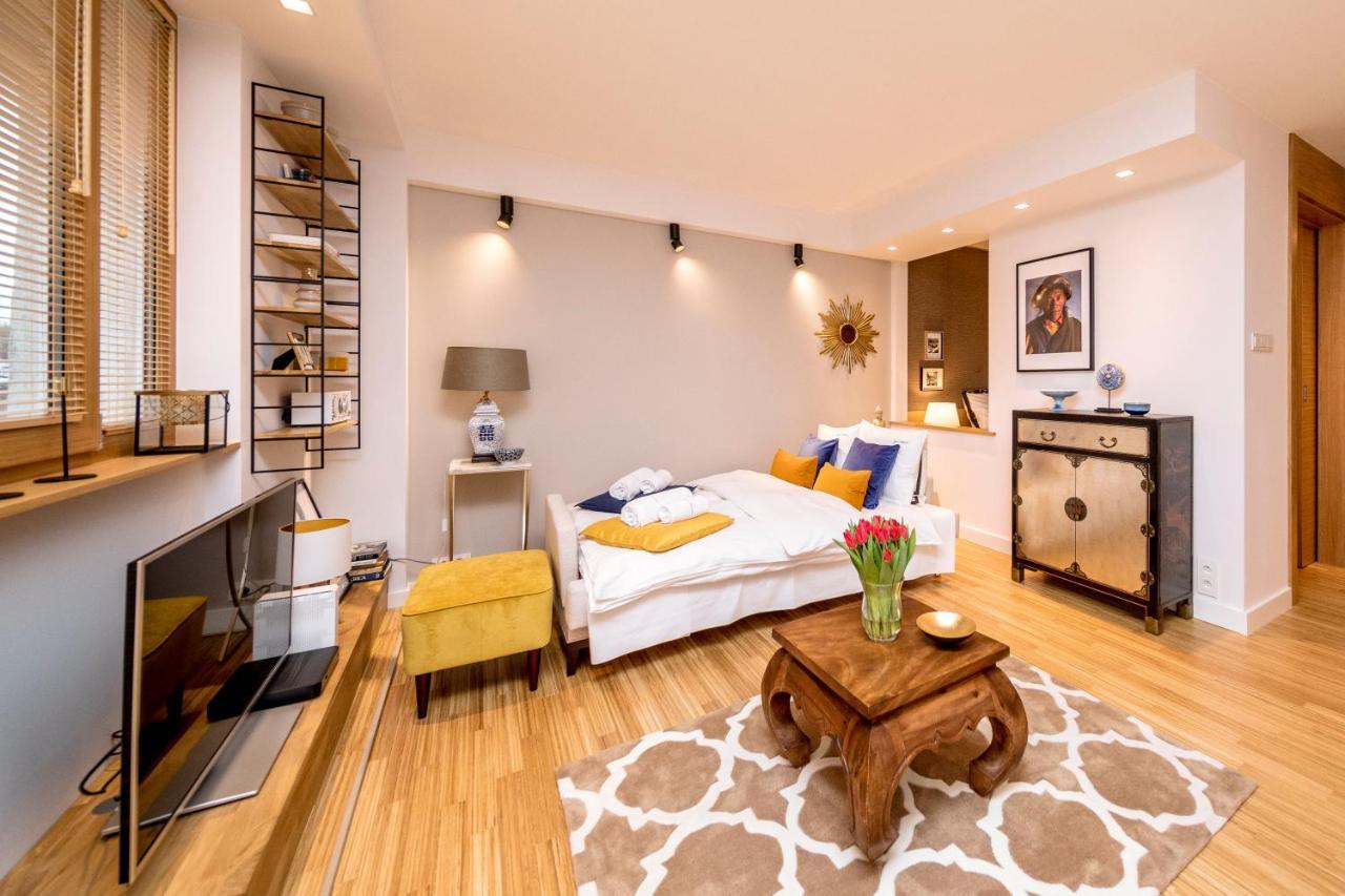 Golden Apartment With Air Condition By Your Freedom Варшава Экстерьер фото